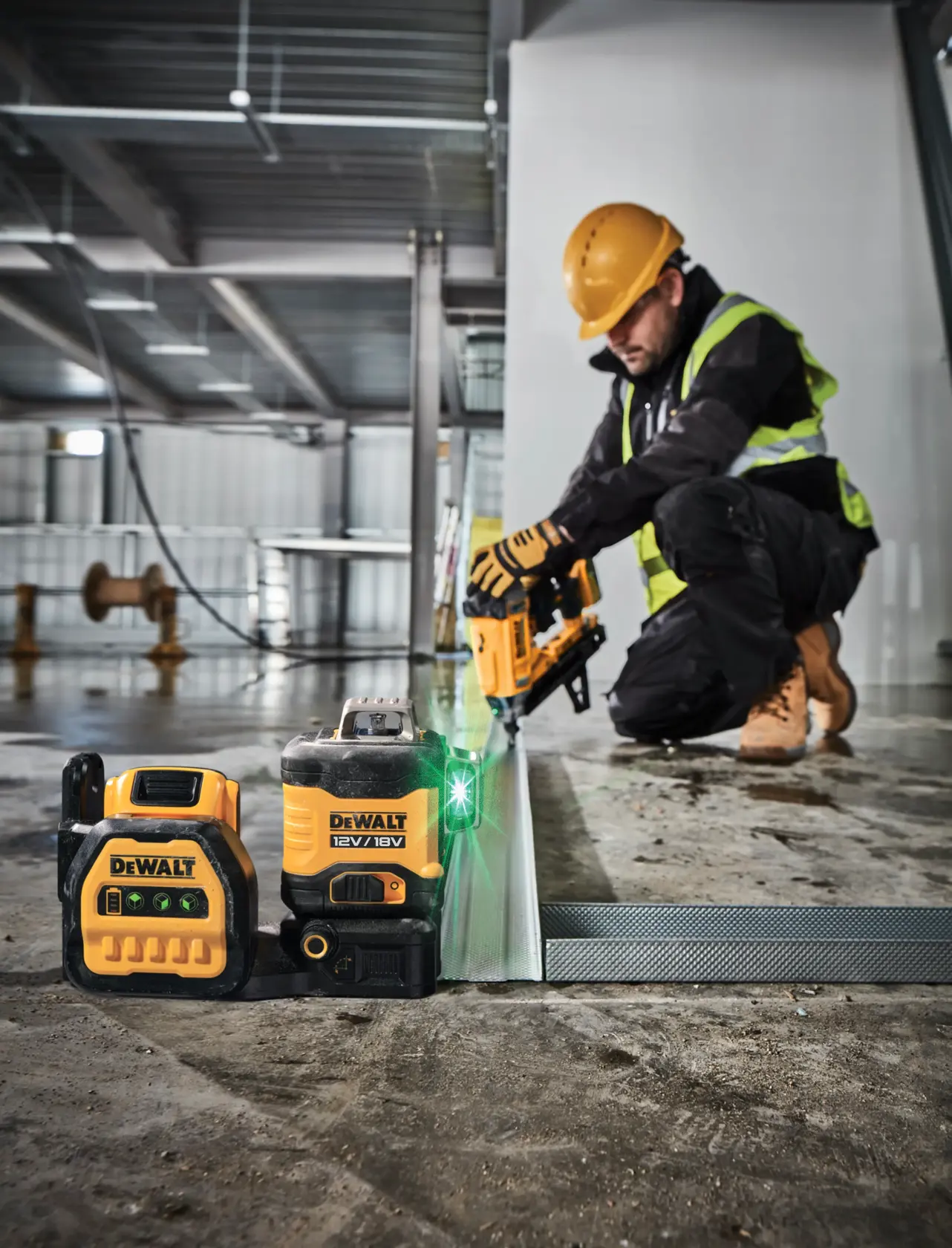 12V/18V XR® křížový laser se zeleným paprskem 3 x 360° (pouze nářadí)