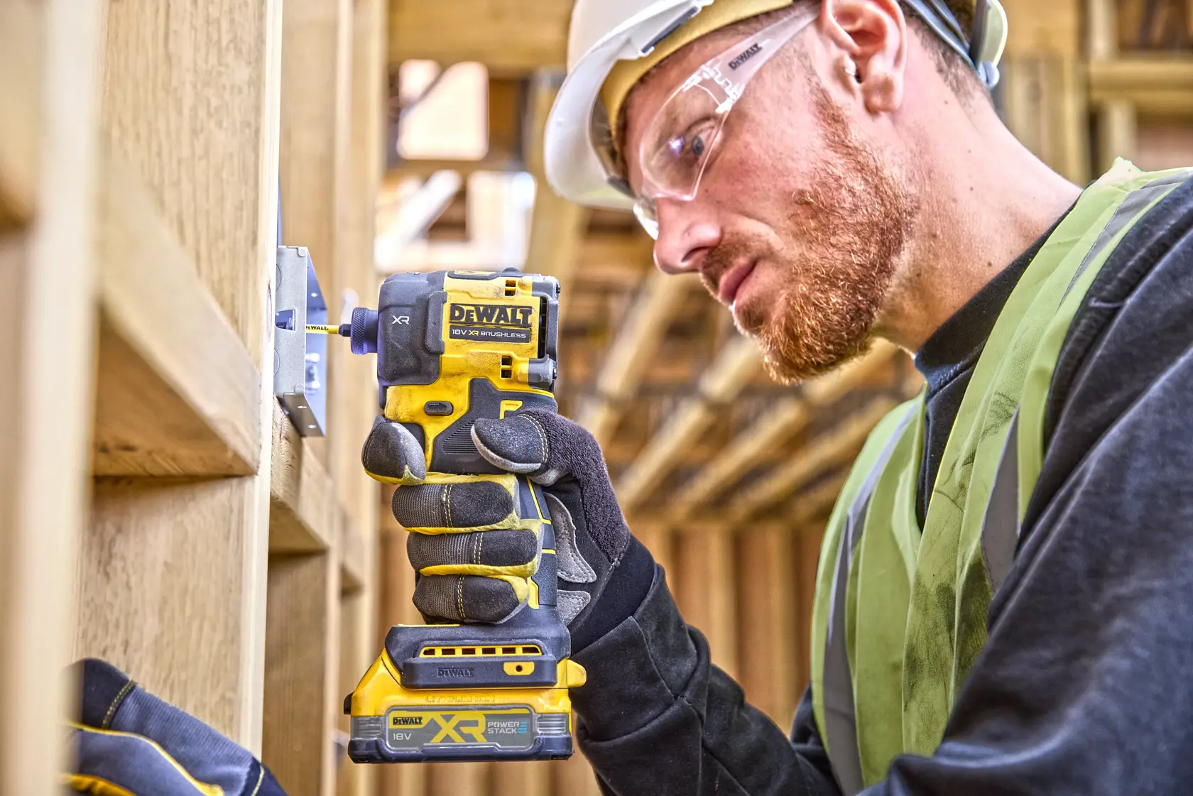 18V XR Bezuhlíkový hydraulický rázový utahovák - samotná jednotka