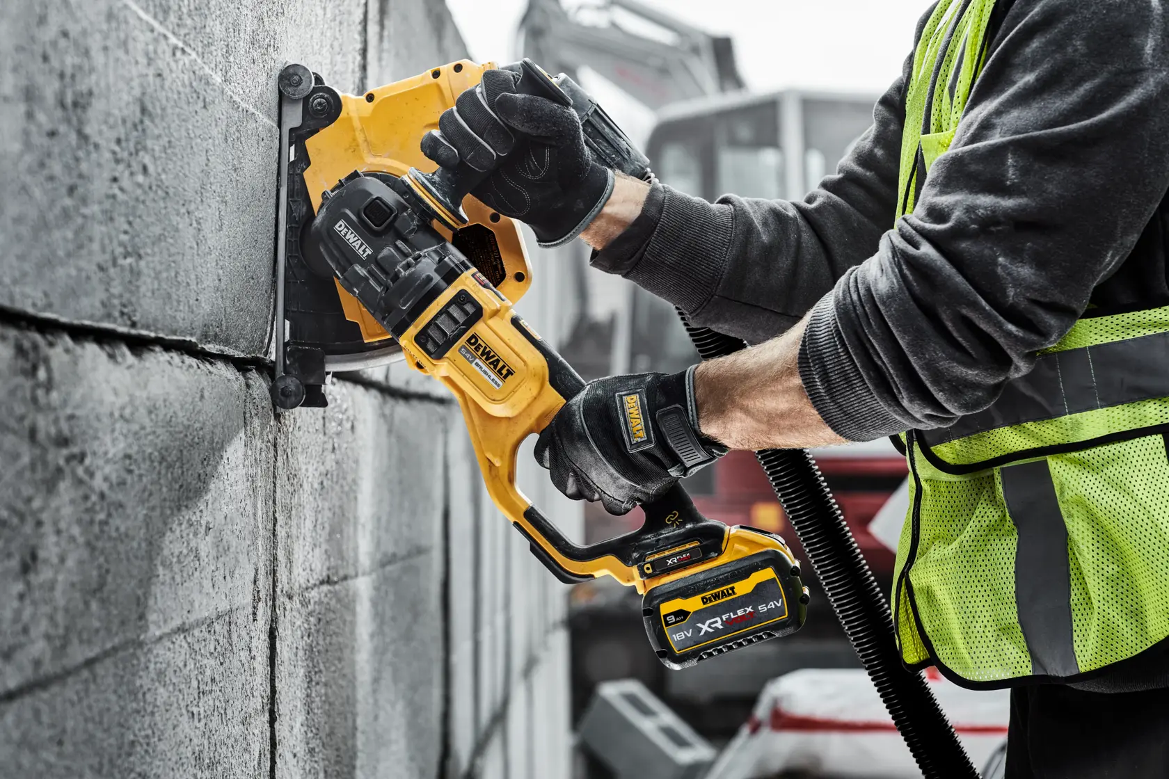 Úhlová bruska 54V XR FLEXVOLT, 230 mm - bez akumulátoru