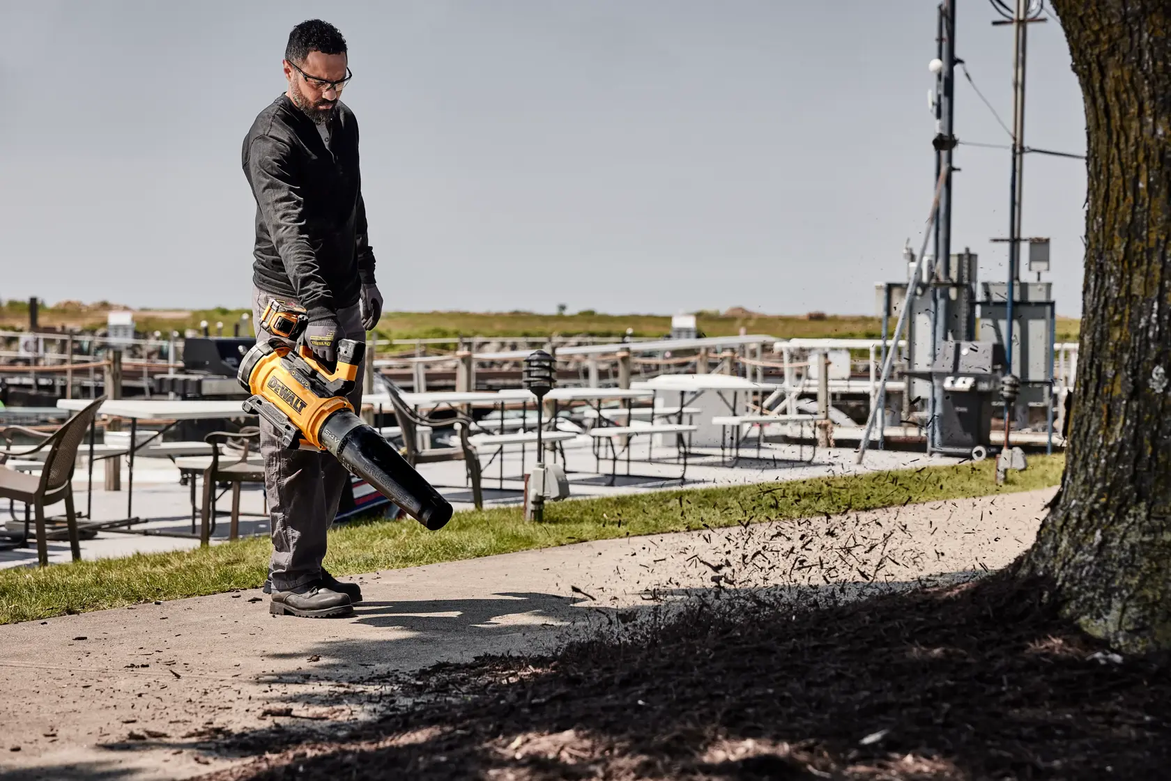 Axiální fukar 54V XR FLEXVOLT