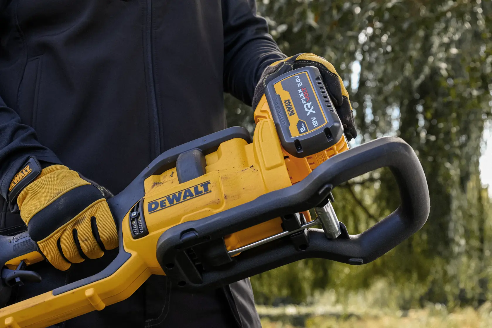 Split boom strunová sekačka s dělenou násadou 1x 54V FLEXVOLT 9Ah
