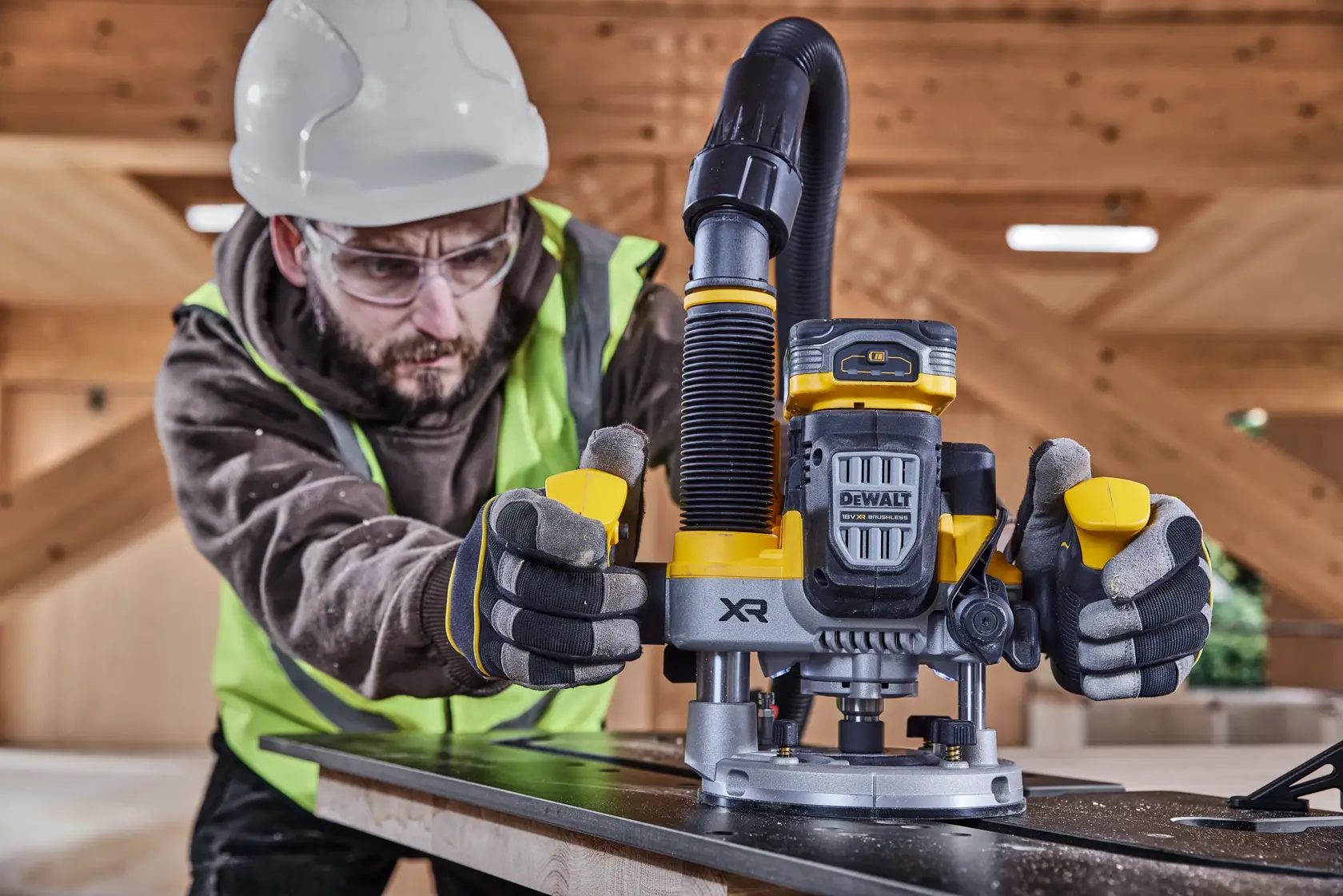 18V XR Bezuhlíková 70mm horní frézka - samotná jednotka