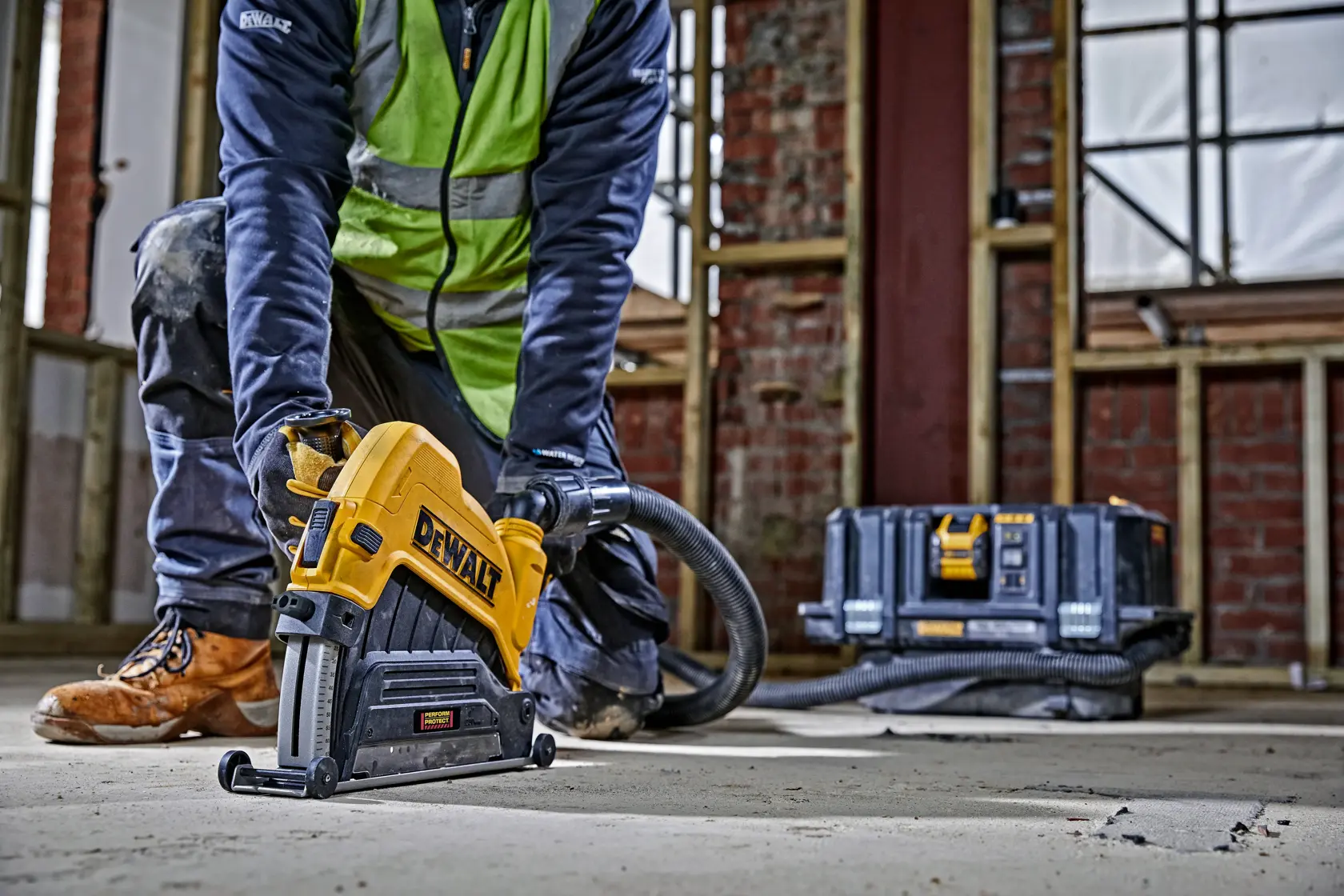 Ochranný kryt na řezání betonu pro úhlovou brusku 230 mm