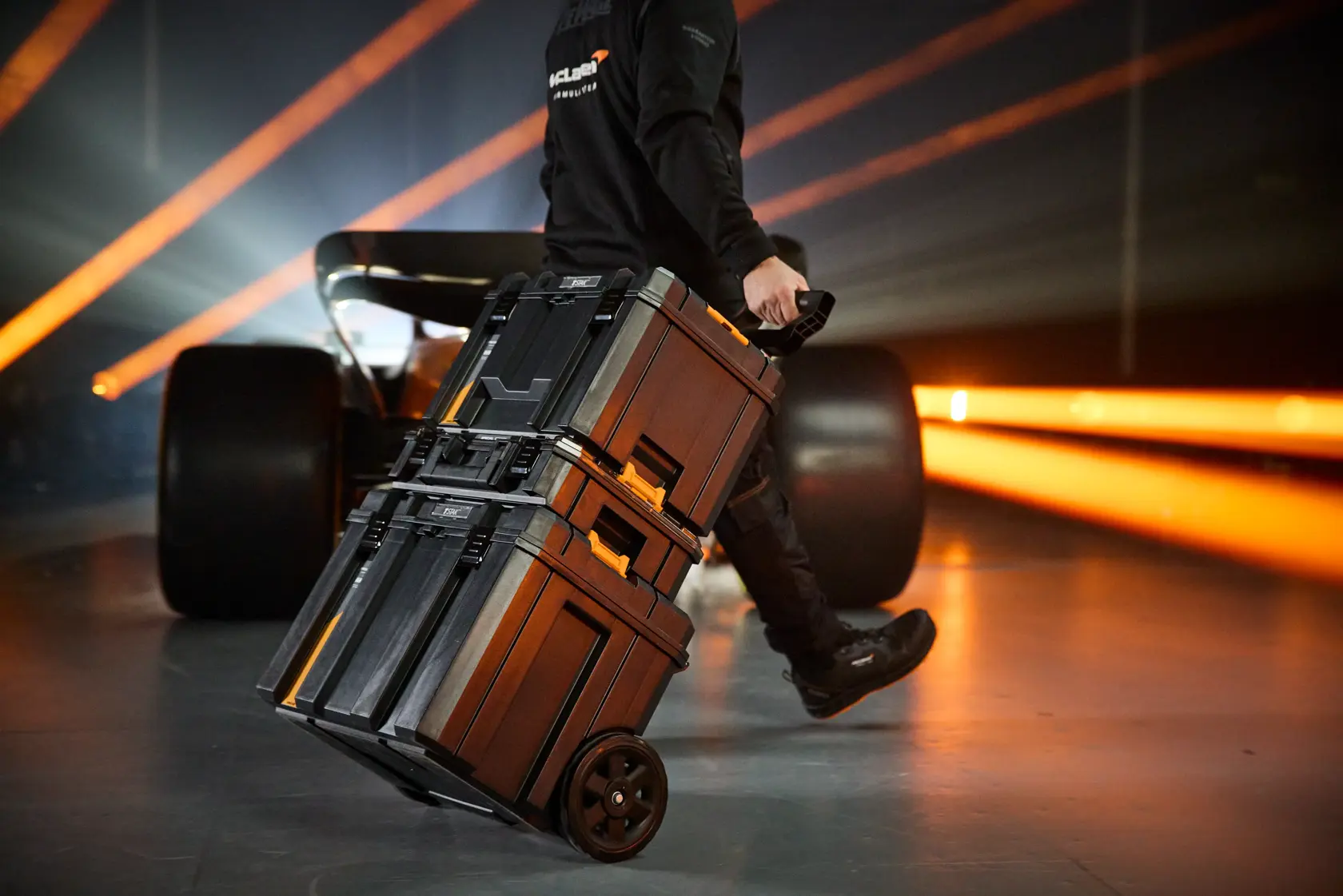 DEWALT x McLaren 3v1 TSTAK Tower